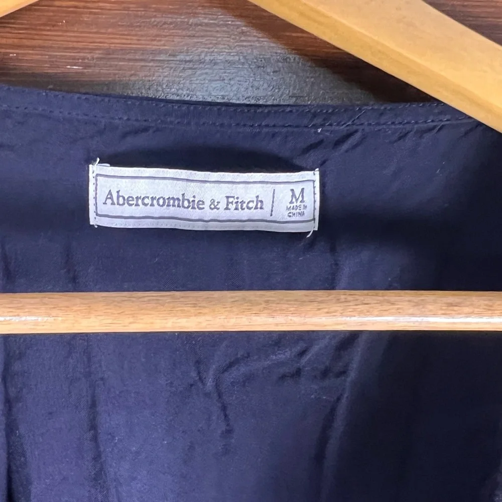 Abercrombie &‎ Fitch Navy Tie Front Capri Jumpsuit Women's Medium